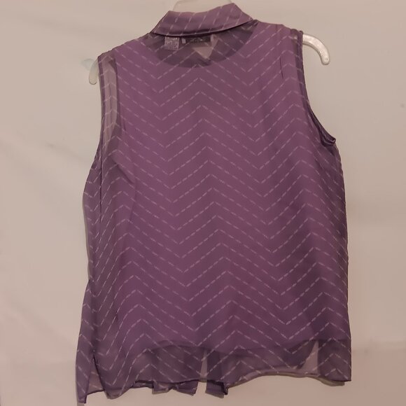 New York City Lavender Sleeveless Blouse Size Small - Picture 3 of 3